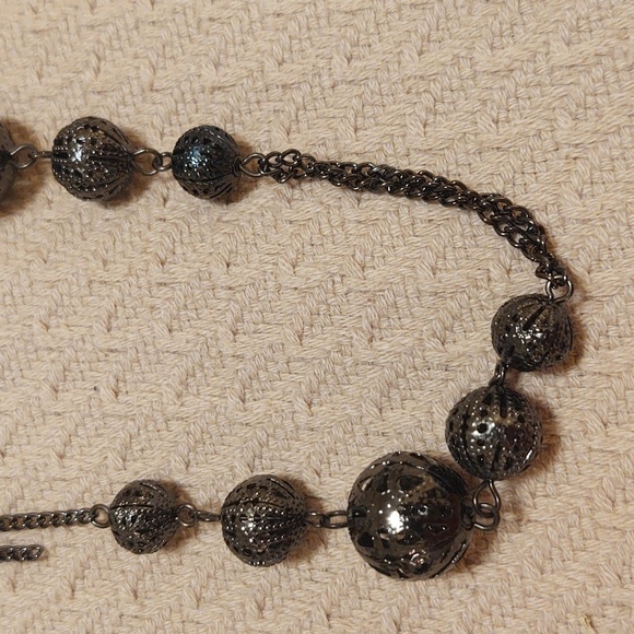 Lot of Necklaces - Picture 2 of 7